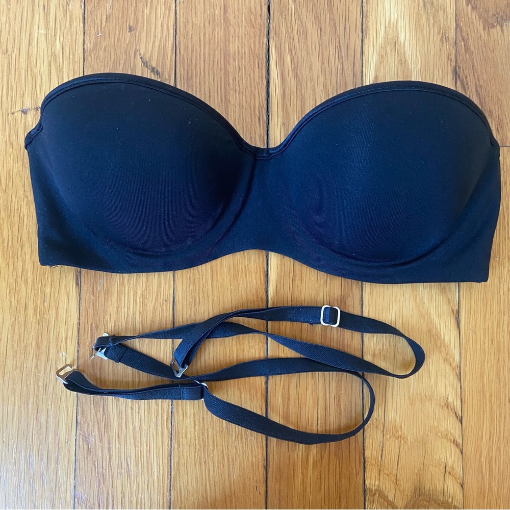 Barely Worn Strapless Convertible Bra | Size 32B | Black